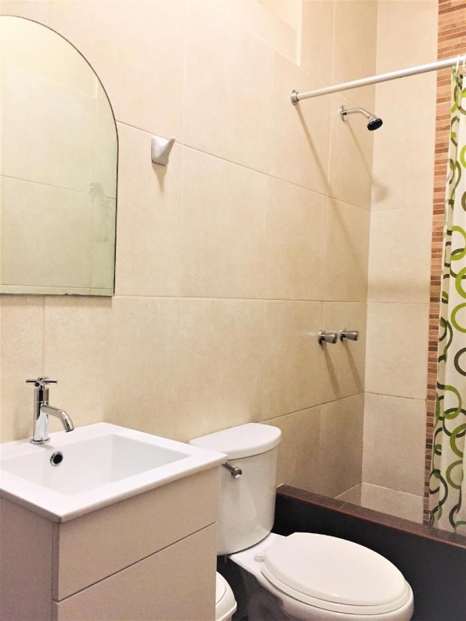 Hostal Carlos Tenaud Lima Extérieur photo