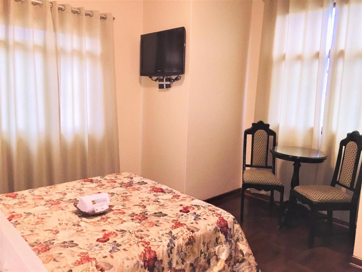 Hostal Carlos Tenaud Lima Extérieur photo