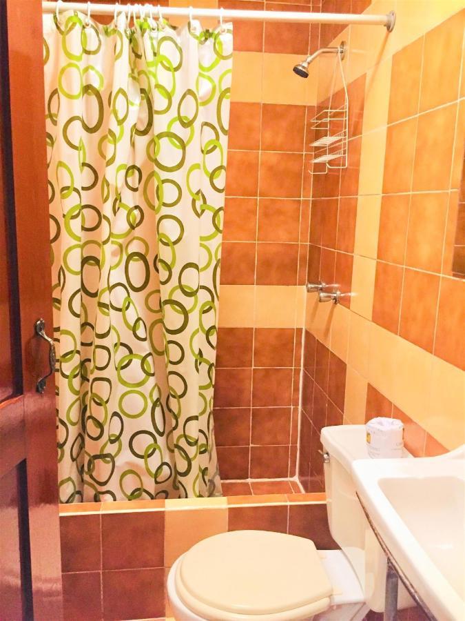 Hostal Carlos Tenaud Lima Extérieur photo