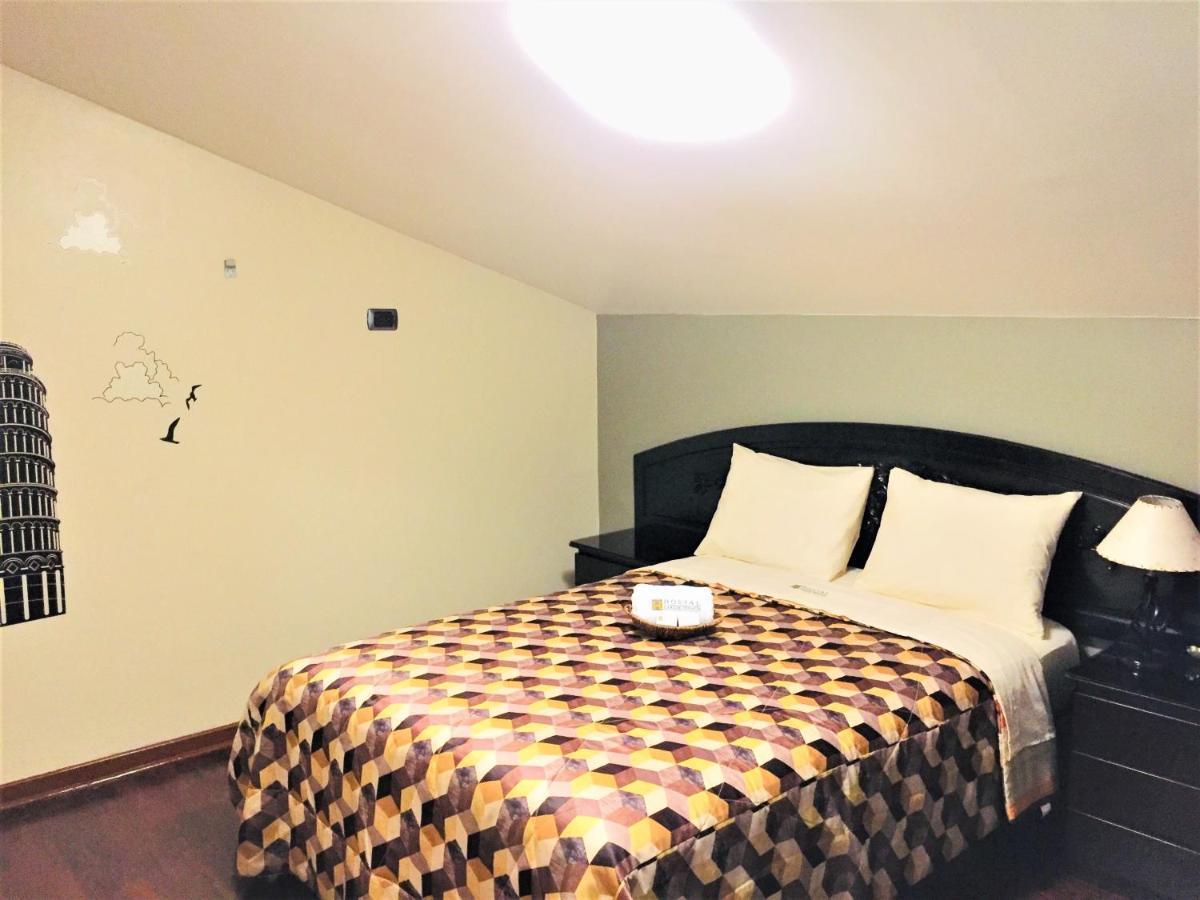 Hostal Carlos Tenaud Lima Extérieur photo
